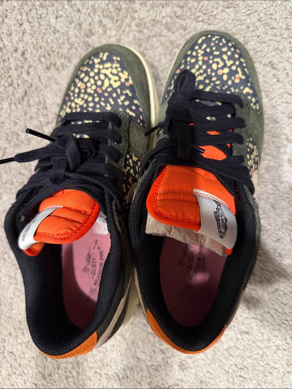 Nike Men’s Athletic Shoes Black Orange Green Speckled